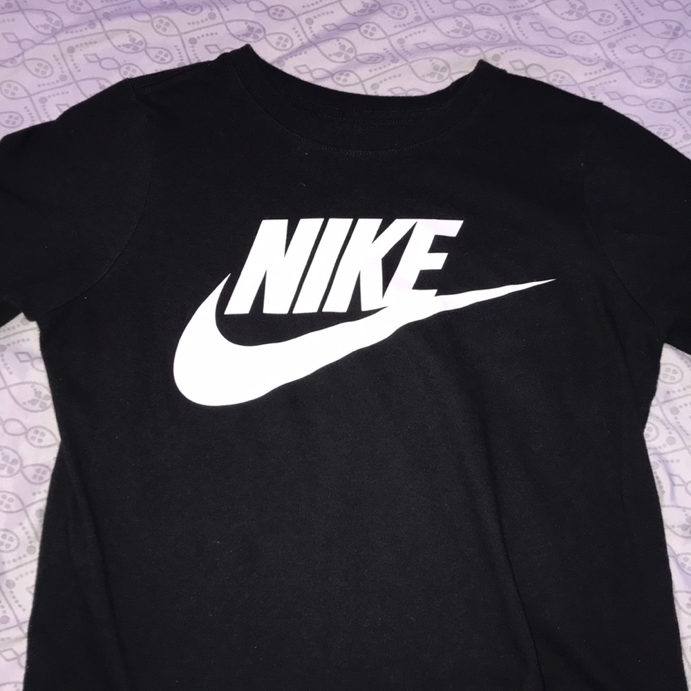 Nike t-shirt